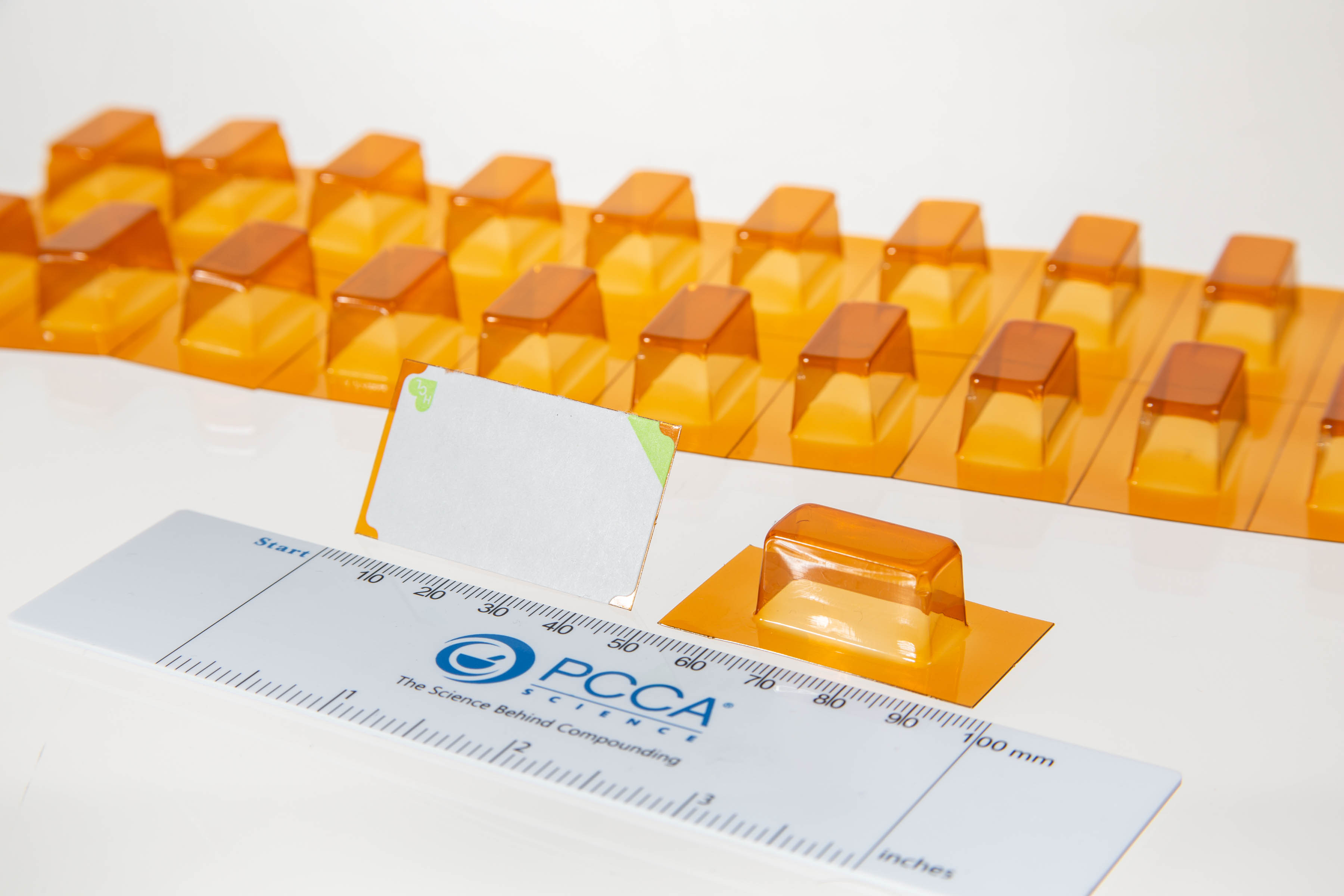 BLISTER PACK, AMBER (RECTANGULAR) PCCA